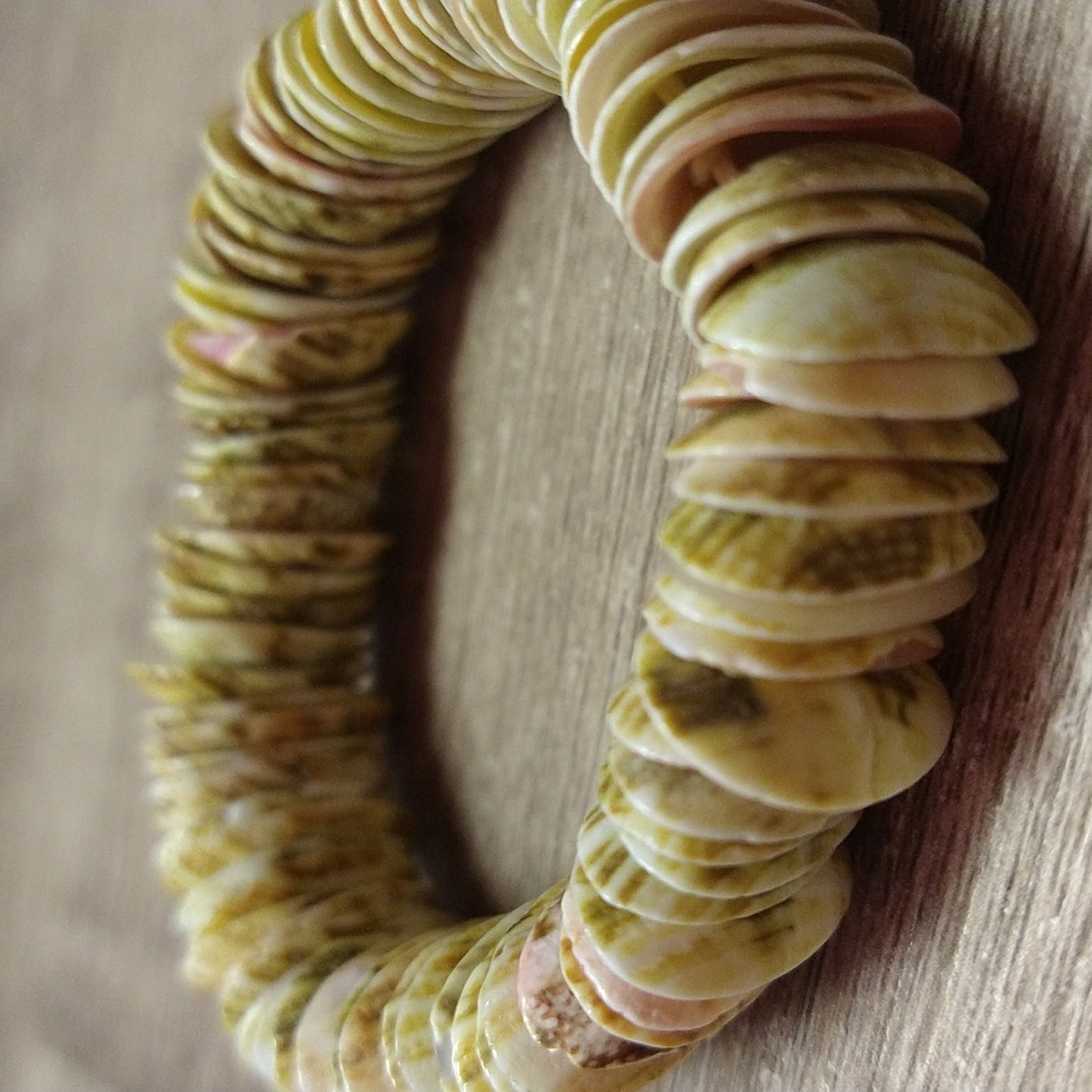 Shell Bracelet - image 2